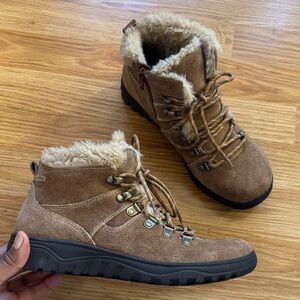 Earth Origin Terrain Hiker Boots 🔅 size 7.5